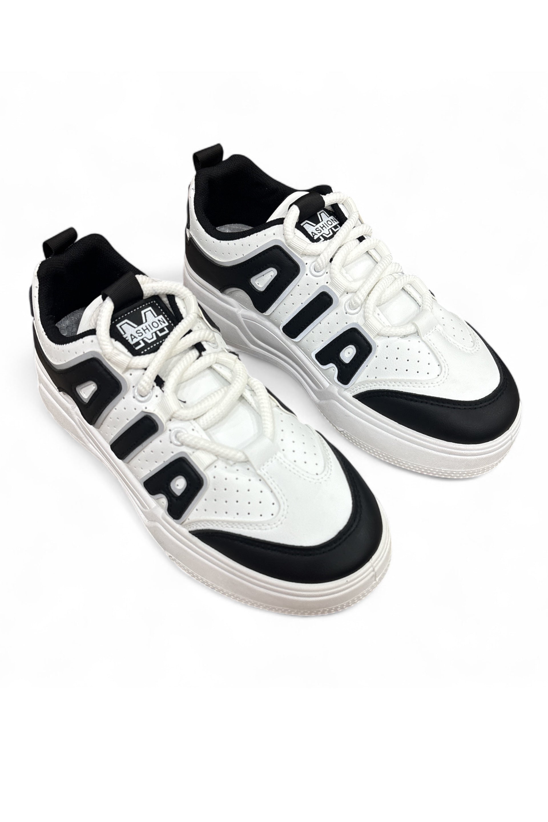 Imported stylish sneakers with comfort