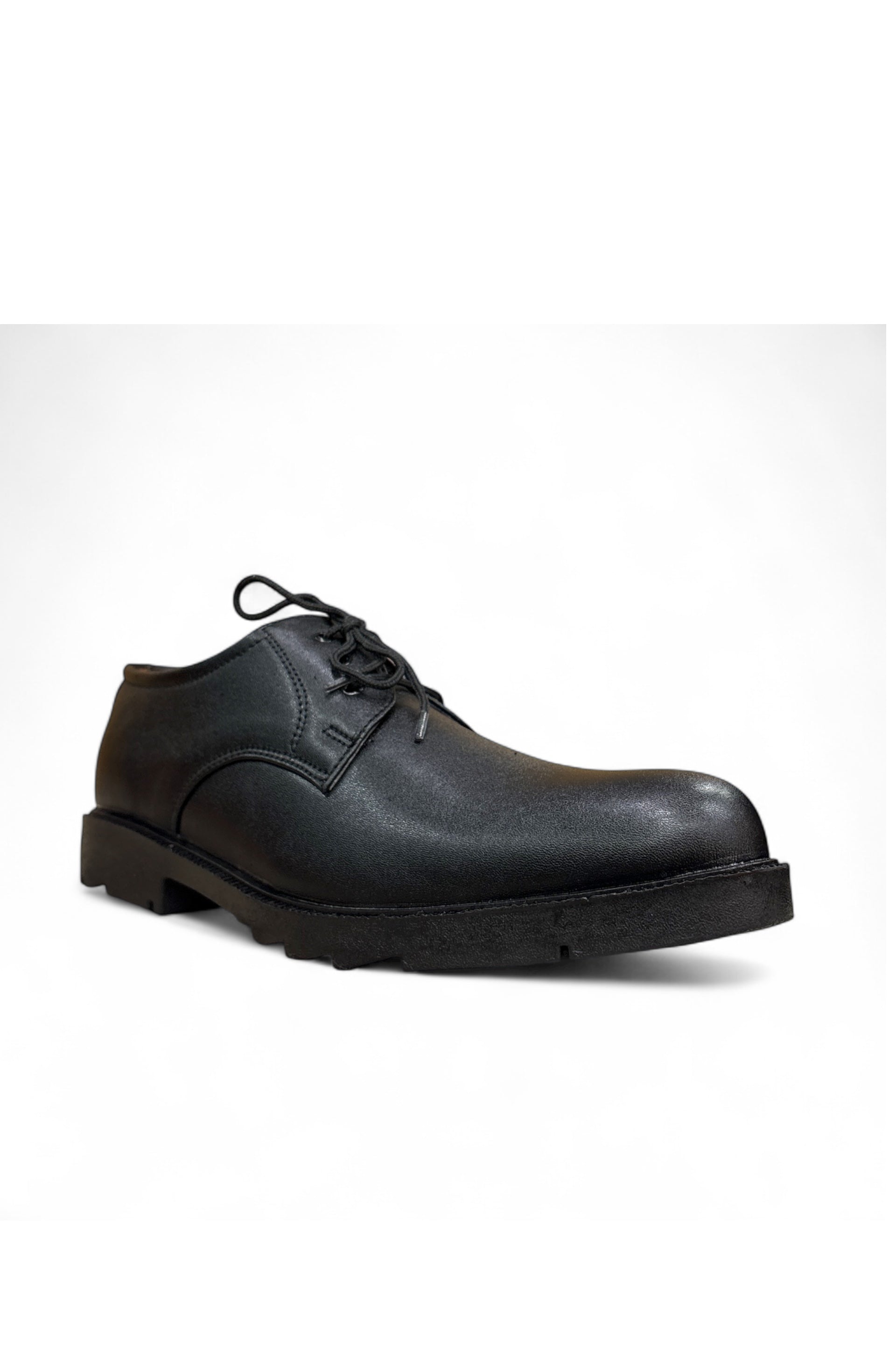 Men’s dress shoes in style