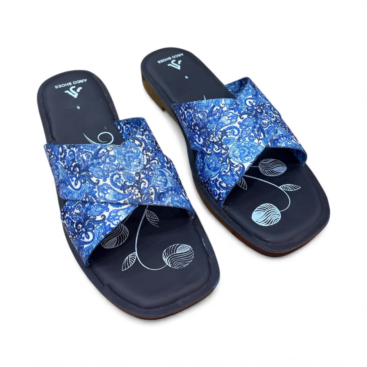 Ladies Casual sleaper waterproof with soft peddle