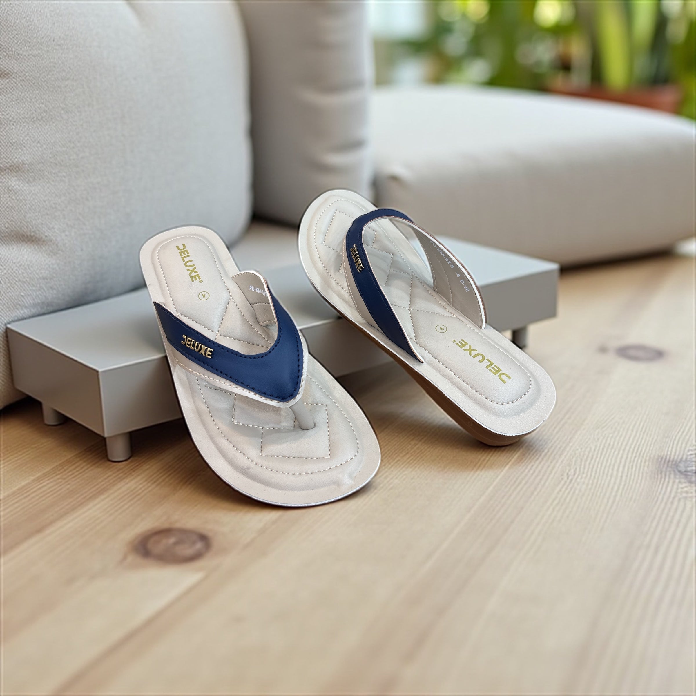 Ladies Casual sleaper waterproof with soft peddle